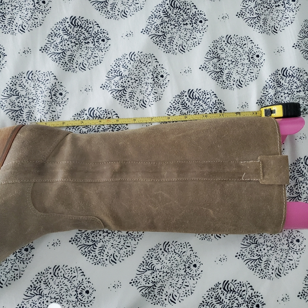 boots - Picture 4 of 5